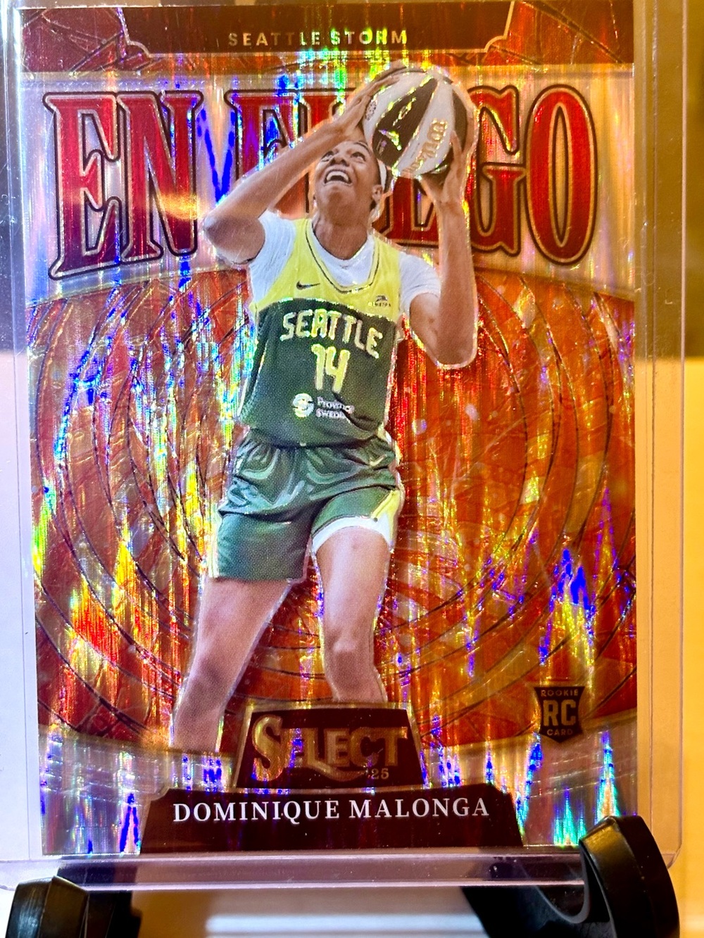 Dominique Malonga En Fuego Prizm Rookie Basketball Card Seattle Storm